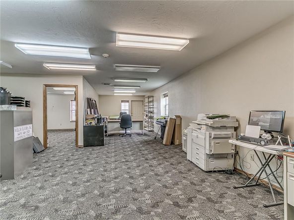 12875 W Waterloo Rd, Edmond, OK 73025